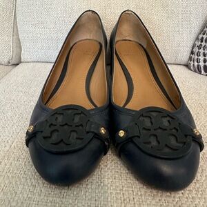Tory Burch Chelsea 50mm Pump Nappa Leather Size 8.5 Navy